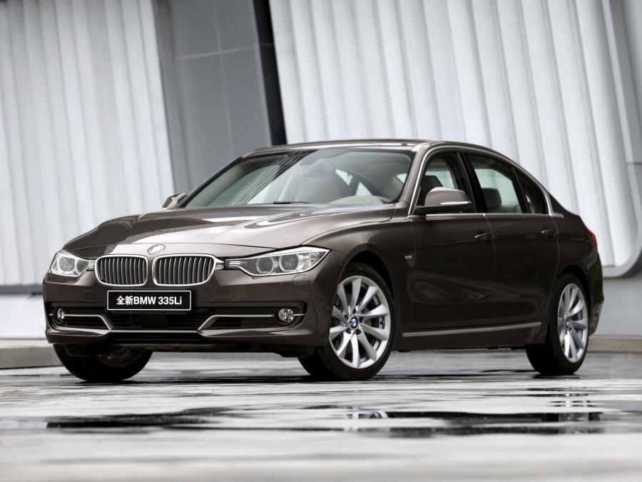  BMW 335Li Sedan Modern Line 2012 года  (фото 1 из 13)